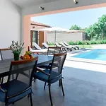 Dori By Interhome