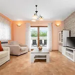 Dori By Interhome
