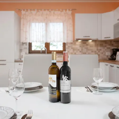 Vakantiehuis Dori By Interhome *